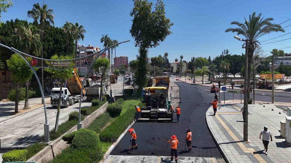 Tarsus&rsquo;ta kavşak d&uuml;zenleme &ccedil;alışması tamamlandı
