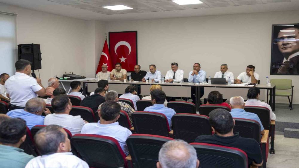 Silifke&rsquo;de mahalle muhtarları istişare toplantısında buluştu
