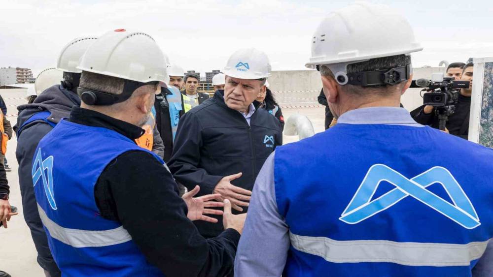 Başkan Se&ccedil;er Mezitli İ&ccedil;mesuyu Şebekesi &ccedil;alışmalarını yerinde inceledi

