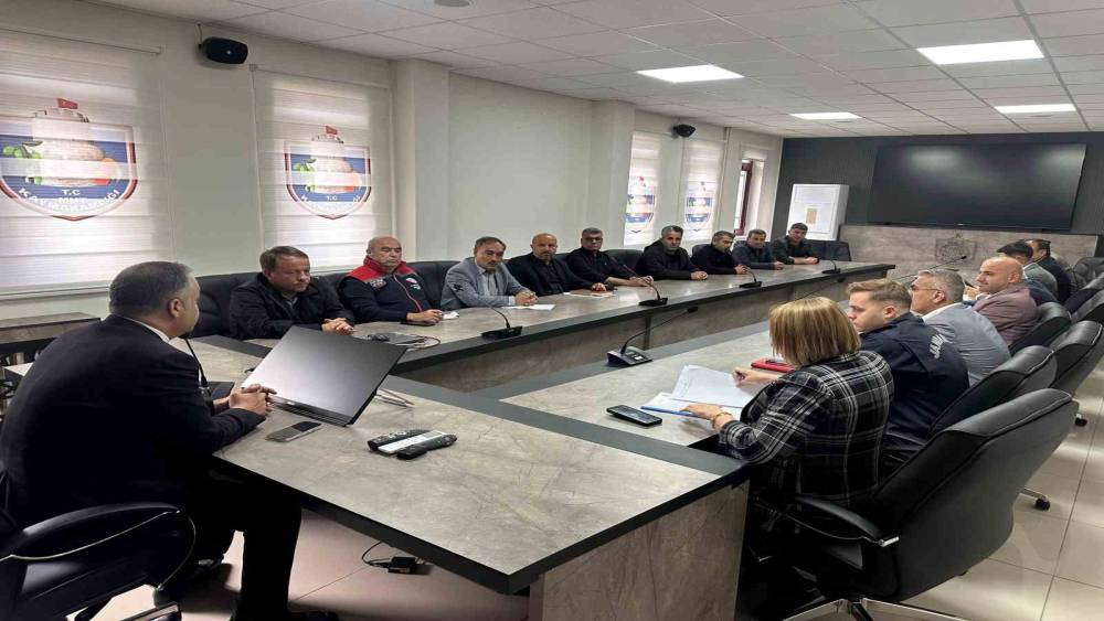 Mut&rsquo;ta 2026 kayısı hasadı değerlendirildi
