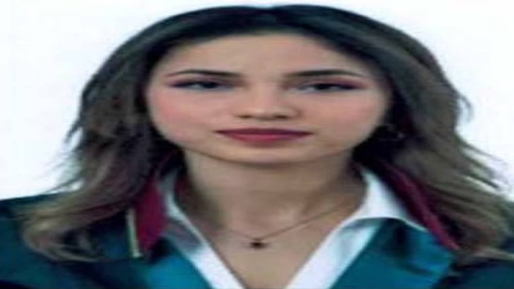 Otomobilin &ccedil;arptığı gen&ccedil; avukat hayatını kaybetti
