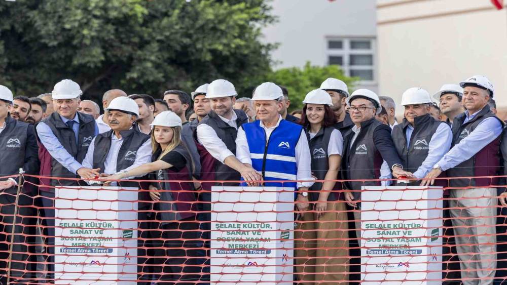 Tarsus&rsquo;ta k&uuml;lt&uuml;r, sanat ve sosyal yaşam merkezinin temeli atıldı
