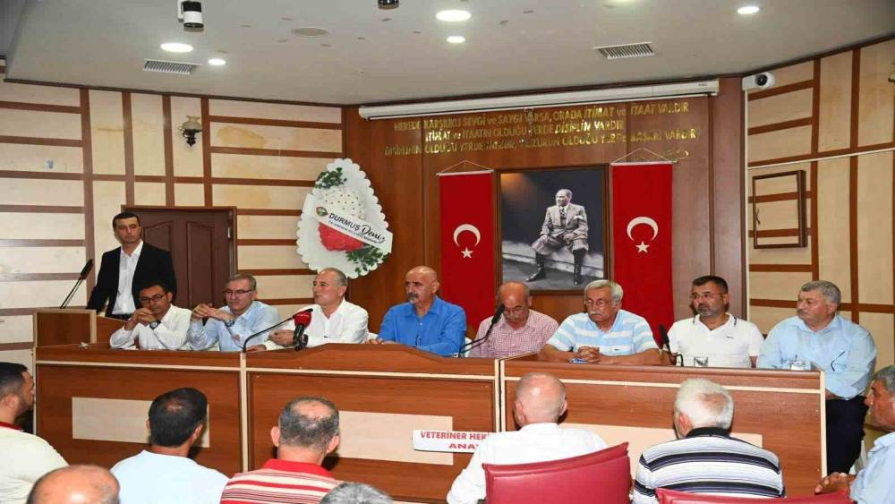 Muz &uuml;reticileri yerli &uuml;retimin korunmasını istedi
