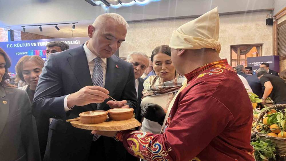 Bakan Ersoy: 