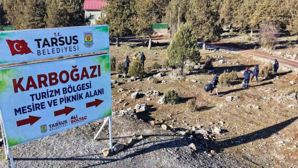 Tarsus&rsquo;ta piknik sonrası doğa temizliği

