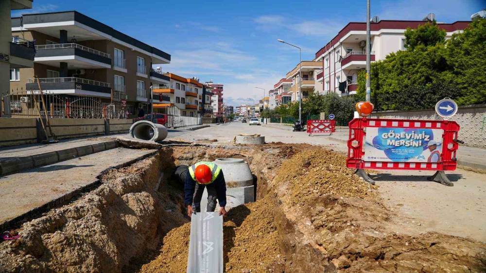 Tarsus&rsquo;ta yağmursuyu hattı &ccedil;alışmaları tamamlandı
