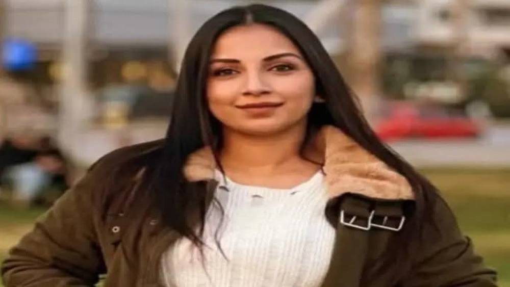 Kocası tarafından bı&ccedil;aklanan 2 &ccedil;ocuk annesi hayatını kaybetti
