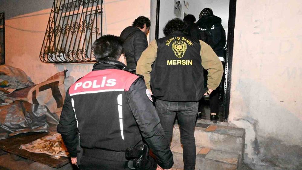 Mersin&rsquo;de 10 g&uuml;nde 678 kişi yakalandı
