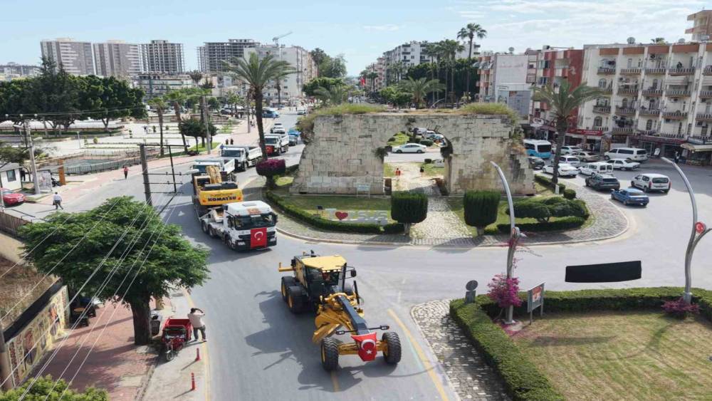 Tarsus Belediyesine yeni hizmet ara&ccedil;ları kazandırıldı
