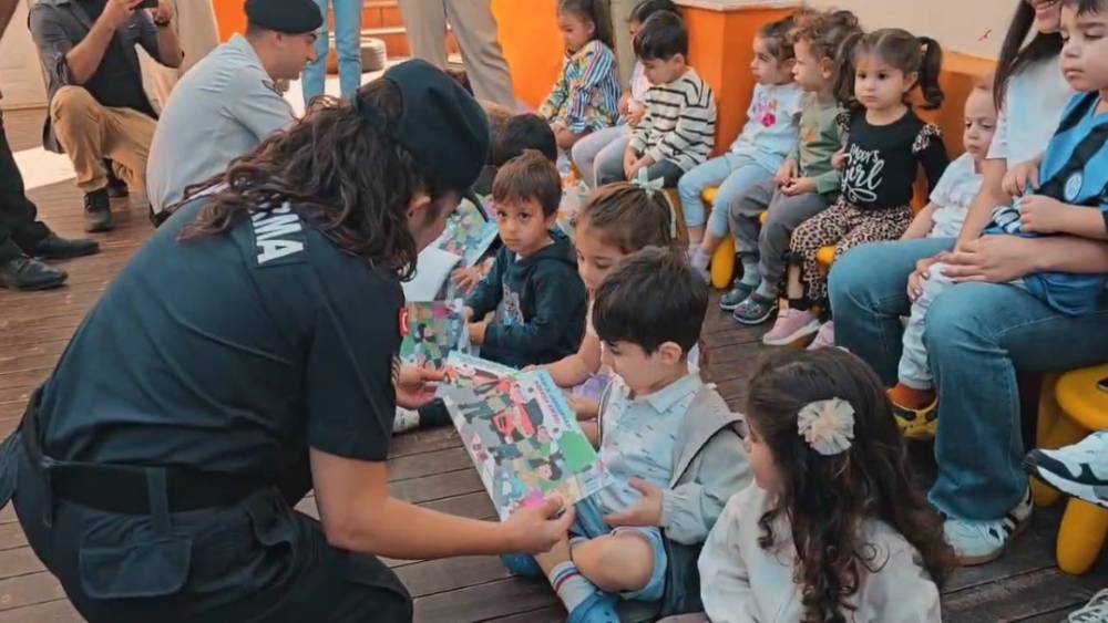 Mersin’de jandarma personeli çocuklarla etkinlik yaptı
