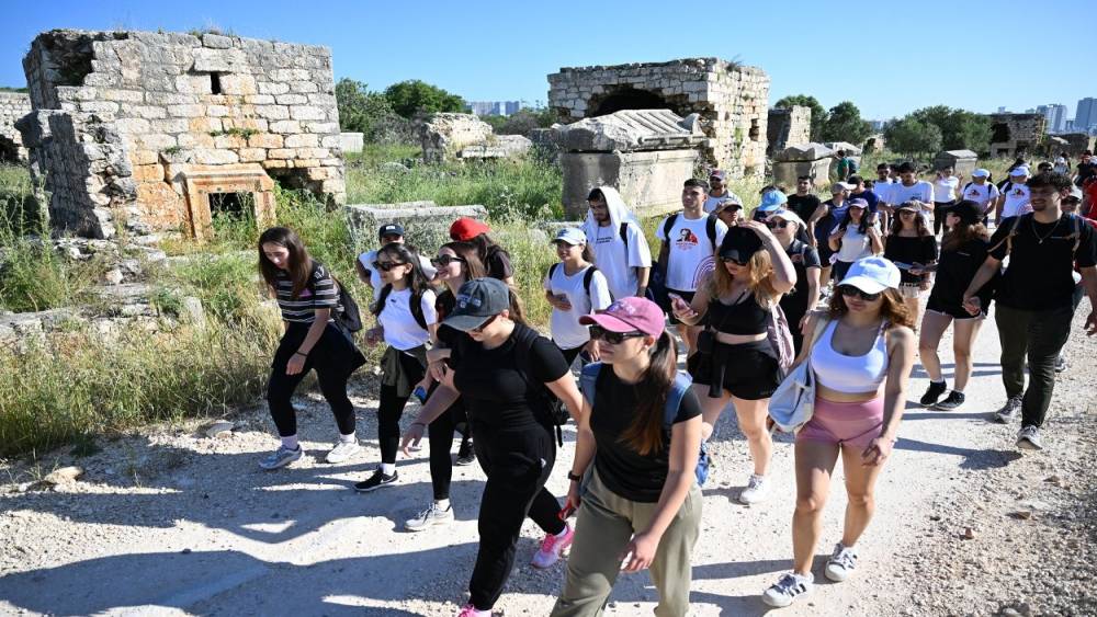 Tarihi Kilikya Yolunda 19 Mayıs i&ccedil;in anlamlı y&uuml;r&uuml;y&uuml;ş
