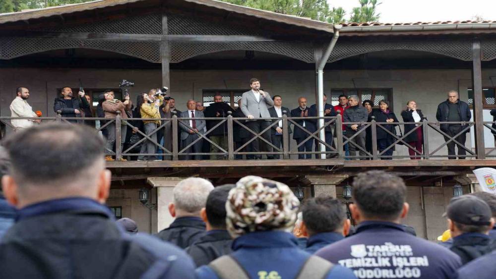 Tarsus Belediyesinde personele y&uuml;zde 32 zam
