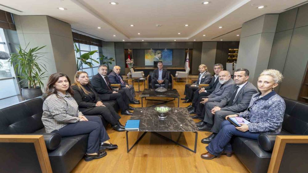 Başkan Se&ccedil;er: "Mersin&rsquo;in tanıtımı ortak emekle g&uuml;&ccedil;leniyor"
