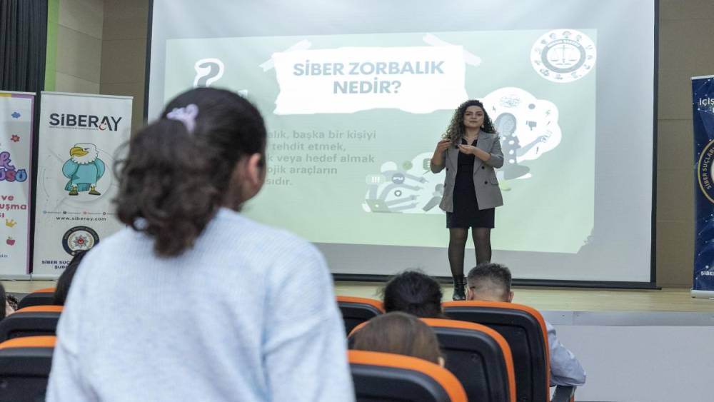Mersin&rsquo;de &ccedil;ocuklara siber g&uuml;venlik eğitimi verildi

