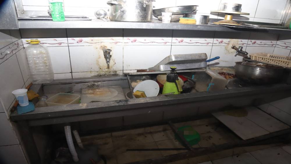 Mersin&rsquo;de hijyen kurallarına uymayan fırına 6 bin 400 lira ceza
