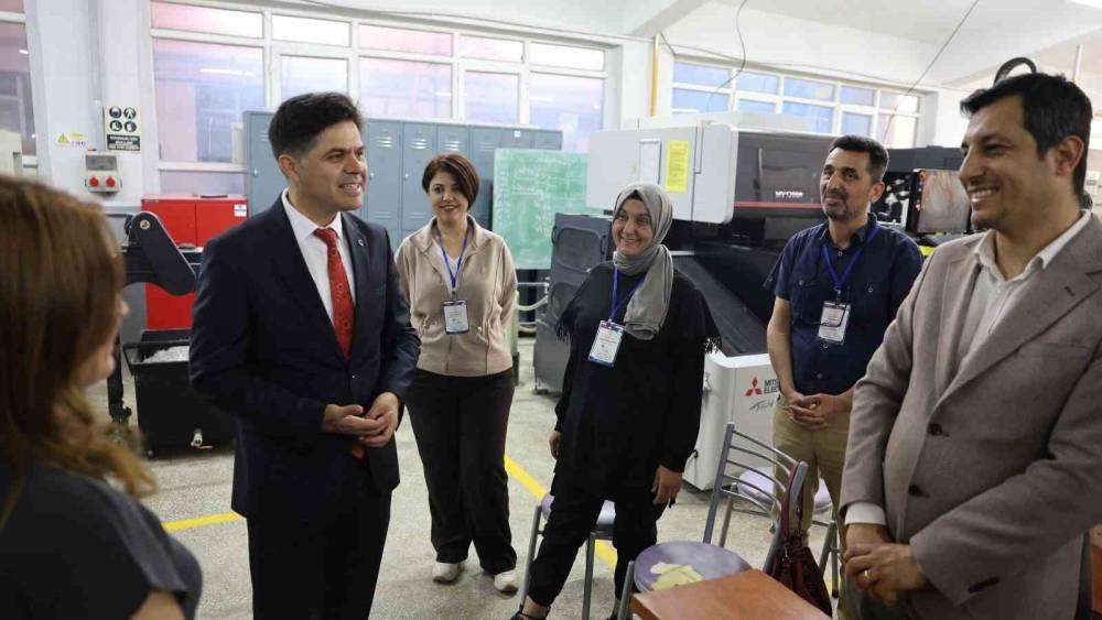 Mesleki eğitimde dijital d&ouml;n&uuml;ş&uuml;m hamlesi

