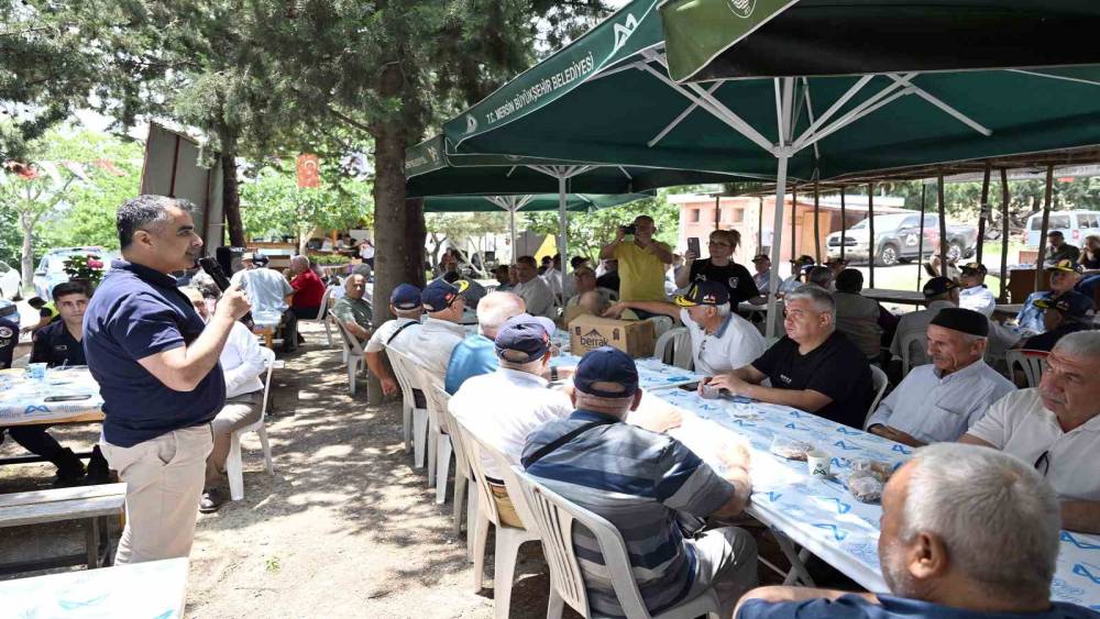 &rsquo;Babalar G&uuml;n&uuml;&rsquo;nde anlamlı buluşma: Şehit aileleri ve gaziler Darısekisi&rsquo;nde ağırlandı
