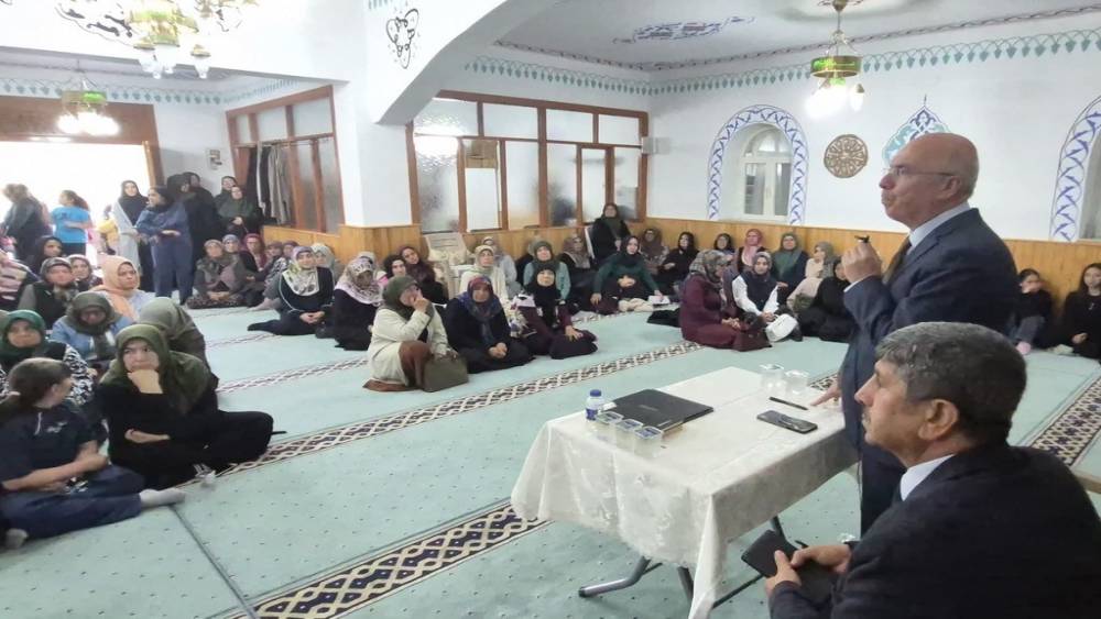 Anamur&rsquo;da 4-6 Yaş Kur&rsquo;an Kursu &ouml;ğrencilerinden yıl sonu g&ouml;sterisi

