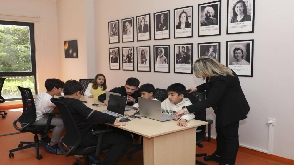 Mersin&rsquo;de &lsquo;Mezitli &Ccedil;ocuk Kamp&uuml;s&uuml;&rsquo; &ccedil;ocukların g&ouml;zdesi oldu
