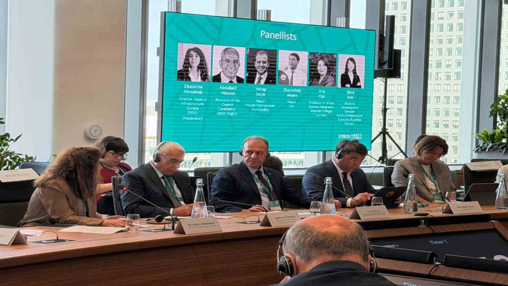 Başkan Se&ccedil;er: "Hedefimiz, g&uuml;venli ve s&uuml;rd&uuml;r&uuml;lebilir bir su sistemi oluşturmak"
