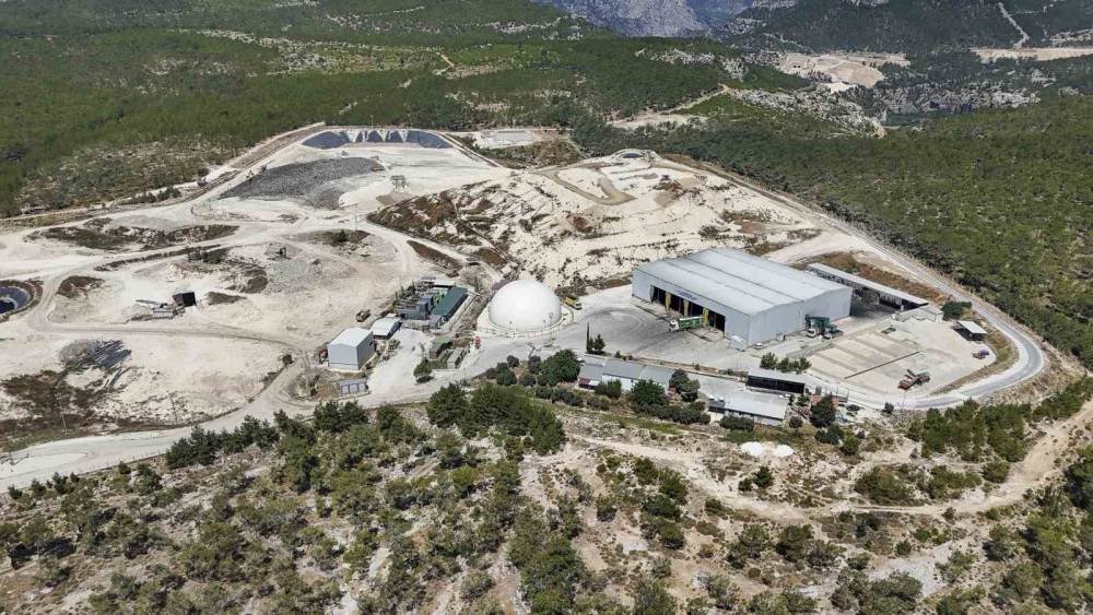 Mersin&rsquo;de &ccedil;&ouml;pler enerjiye d&ouml;n&uuml;ş&uuml;yor

