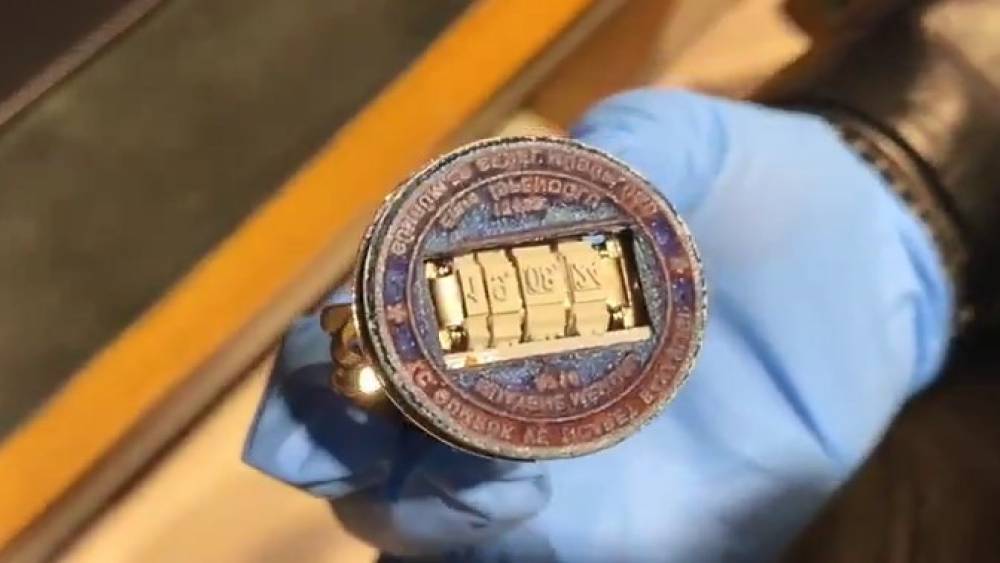 Mersin’de gümrükçülere rüşvet operasyonu: 10 tutuklama
