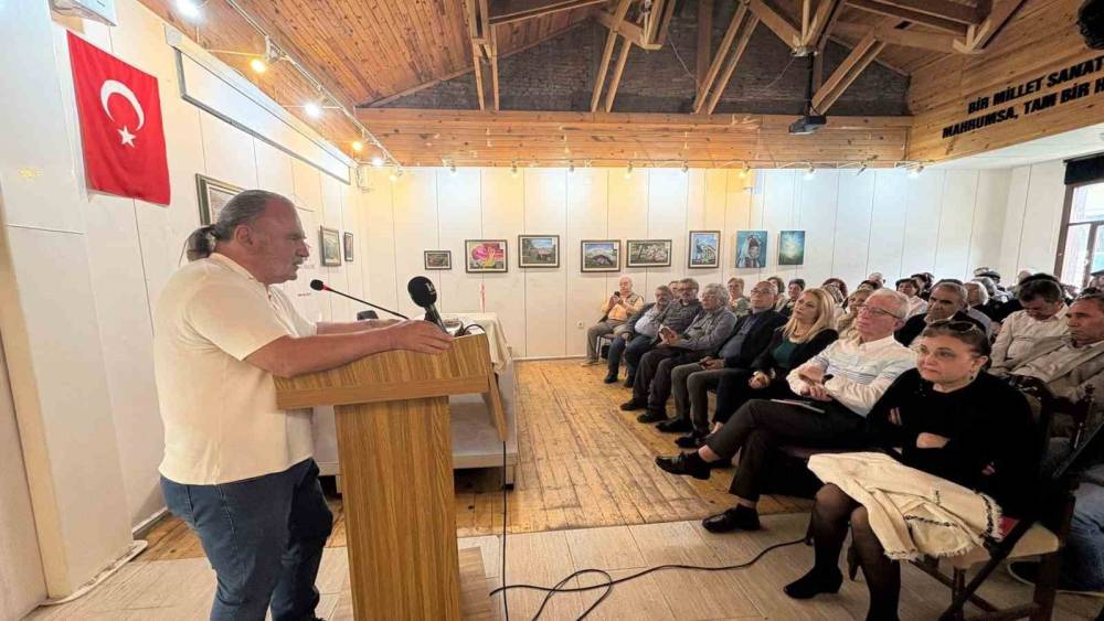 Mersin&rsquo;de edebiyat buluşması: Dr. Nedim İnce okurlarıyla bir araya geldi
