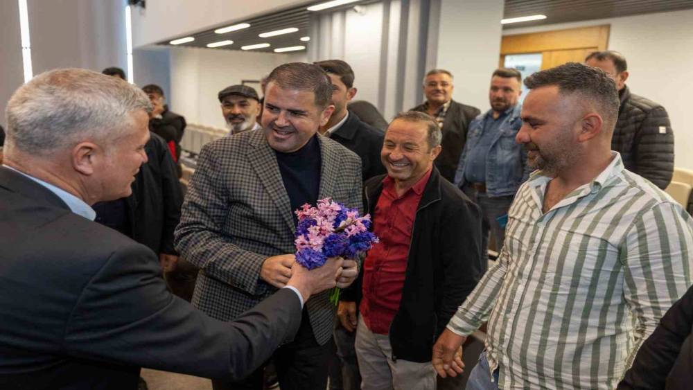 Başkan Tuncer: "Mezitli&rsquo;ye en iyi hizmeti sunabilmek i&ccedil;in &ccedil;alışmalarımızı s&uuml;rd&uuml;receğiz"
