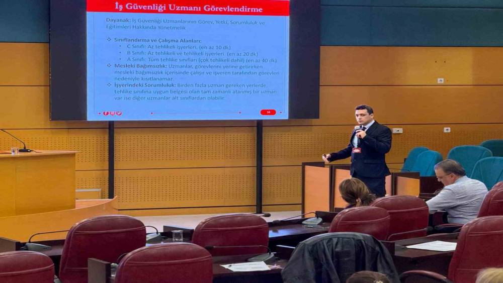 Tarsus’ta iş sağlığı ve güvenliği sempozyumu düzenlendi