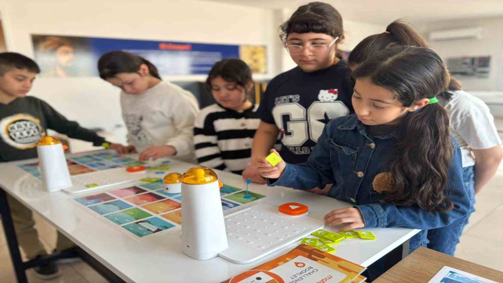 Yaparak Yaşayarak &Ouml;ğrenme Merkezi &ouml;ğrencilerin yeni eğitim durağı oldu
