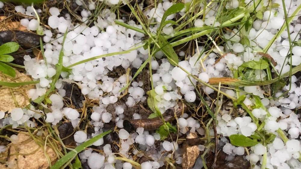 Mersin&rsquo;de dolu yağışı etkili oldu
