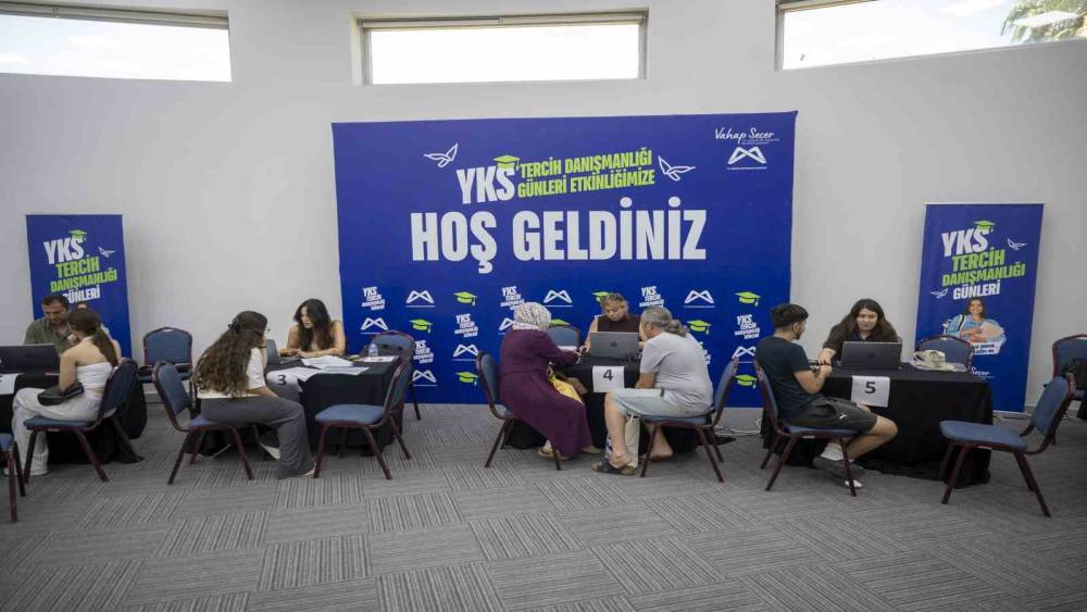 Mersin B&uuml;y&uuml;kşehir Belediyesinden &uuml;niversite adaylarına &uuml;cretsiz tercih danışmanlığı
