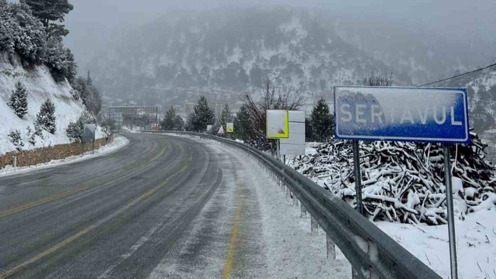 Sertavul Ge&ccedil;idi&rsquo;nde ulaşım kontroll&uuml; sağlanıyor
