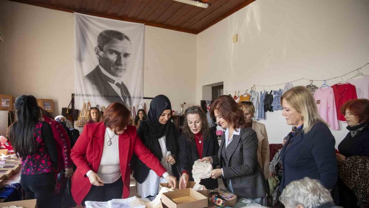 Üretici kadınlar, kadın kooperatif ve dernekleri ile Silifke Gazi Çiftliği’nde bir araya geldi