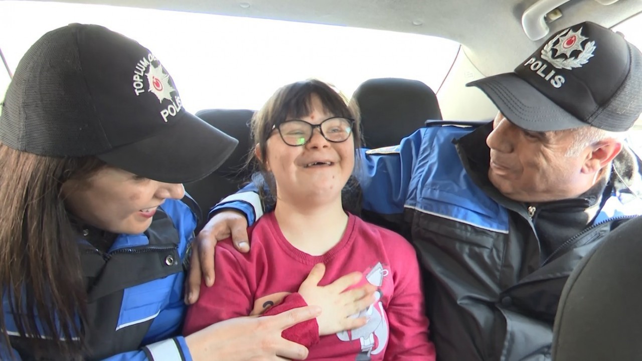 Down sendromlu İnzile polis oldu, heyecanı herkesi mutlu etti