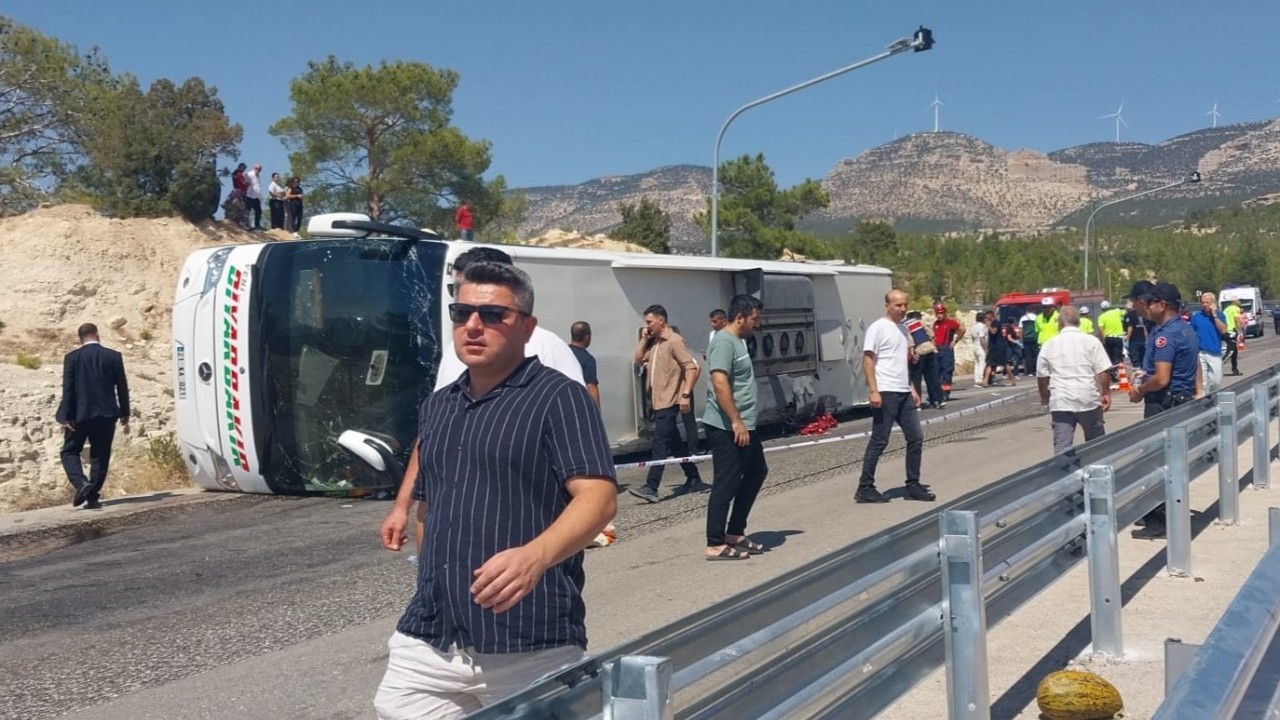 Mersin’deki otobüs kazasında ölenlerin kimlikleri belirlendi