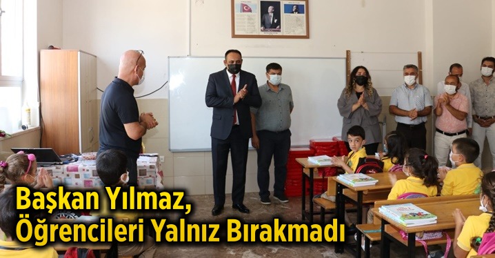 Başkan Yılmaz, Yeni Eğitim &Ouml;ğretim Yılının A&ccedil;ılışında &Ouml;ğrencileri Yalnız Bırakmadı