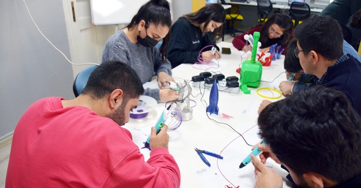 B&uuml;y&uuml;kşehir, Geleceğin Bilim İnsanları İ&ccedil;in Destek &Ccedil;alışmalarını S&uuml;rd&uuml;r&uuml;yor