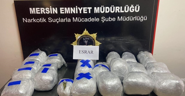 Mersin Polisi Uyuşturucunun K&ouml;k&uuml;n&uuml; Kazımaya Devam Ediyor