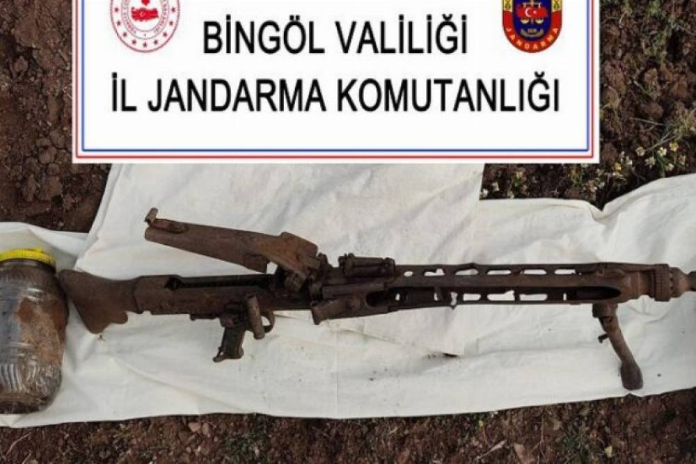 Bing&ouml;l&rsquo;de patlayıcı madde, silah ve uyuşturucu ele ge&ccedil;irildi