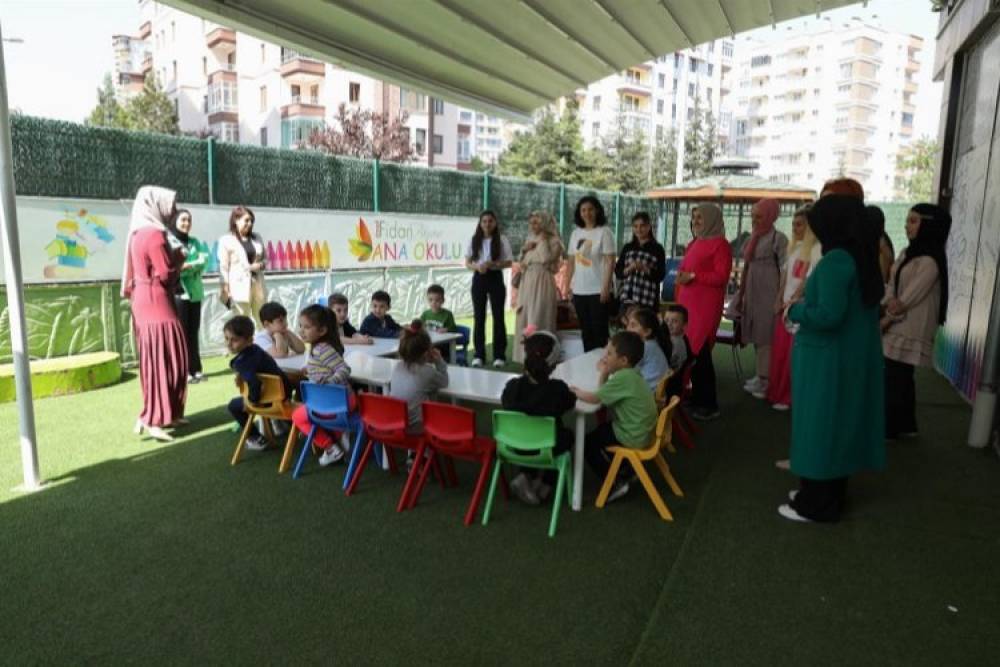 KAYMEK&rsquo;ten &ccedil;ocuk bakım elemanı kursiyerlerine eğitim