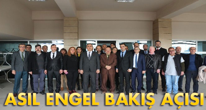 Beyaz Baston G&ouml;rme Engelliler Haftası