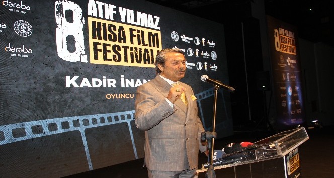 8. Atıf Yılmaz Kısa Film Festivali'nde &ouml;d&uuml;ller sahiplerini buldu