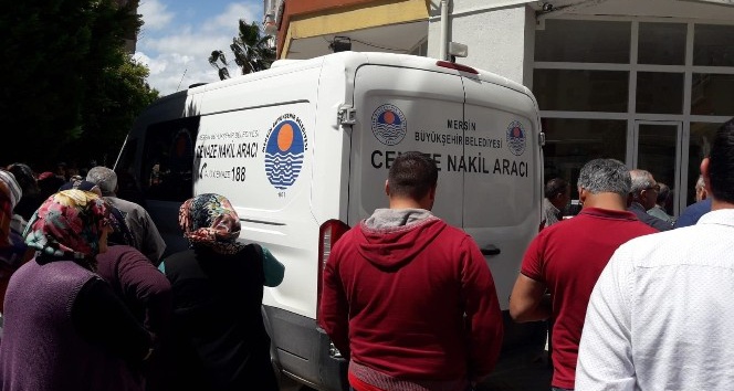 Mersin'de &ccedil;ıkan yangından engelli bir vatandaş hayatını kaybetti