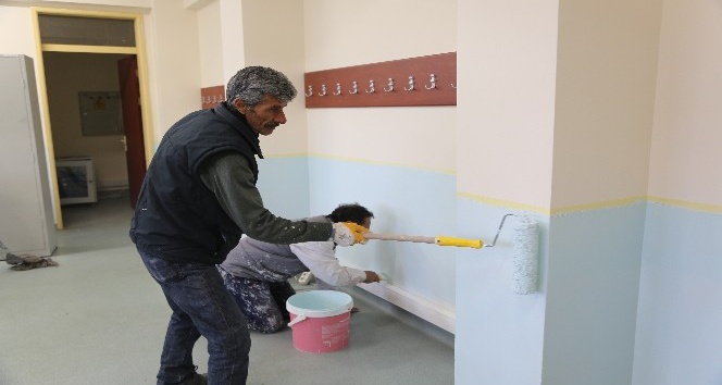 Erdemli Belediyesi'nden eğitime destek