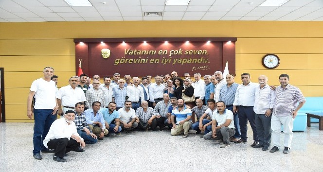 Başkan Bozdoğan, 10 yıl &ouml;nce iptal edilen dolmuş hat sahiplerine m&uuml;jde verdi