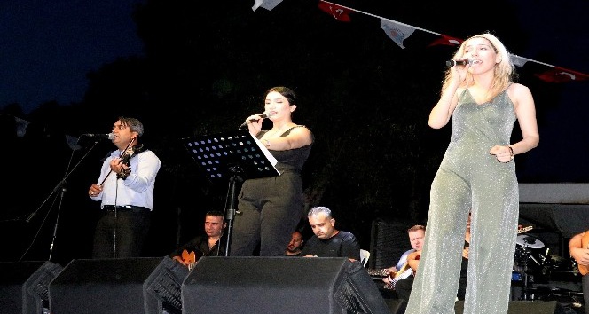 Mersin B&uuml;y&uuml;kşehir Belediyesi'nin yaz konserleri başladı