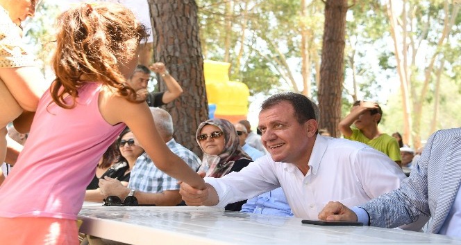 Başkan Se&ccedil;er: &ldquo;Ankara tarafına bakan kulağımızı tıkayalım&rdquo;