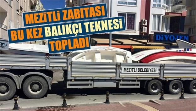 Mersin Mezitli Belediyesi Zabıta Ekipleri Sahilde Tekne Temizliği Yaptı