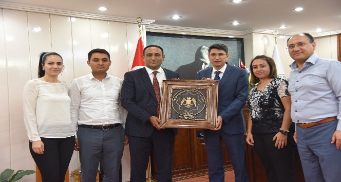 Yılmaz: "Ortak paydamız Mersin"